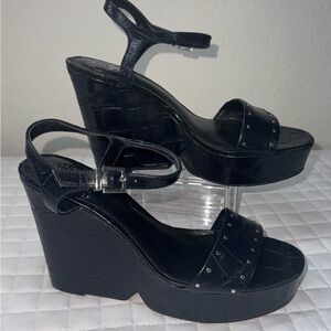 Vince Camuto Elegant Black Wedge Sandals